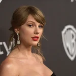 Taylor Swift se a convertido en la primera mujer en tener 4 álbumes en la lista Billboard