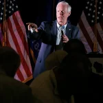 Senador Ron Johnson sugiere que Biden permite que los inmigrantes crucen la frontera para que voten por él