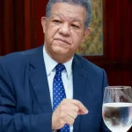 Leonel Fernández: «Abinader, su entorno le miente o usted quiere creer sus propias falacias»