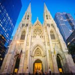 Servicio fúnebre irreverente para activista trans en la Catedral de NY desata indignación