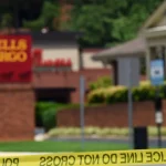 Policía disparo fatalmente a un hombre que decía tener una bomba en Wells Fargo de California