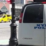 Una mujer fue abusada por invasor en escaleras de su edificio en zona elegante de Nueva York