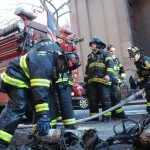 Un incendio interrumpe misa del Domingo de Pascua en antigua iglesia de Brooklyn, deja cinco heridos