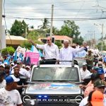 RD: Presidente Luis Abinader encabeza caravana en Cotuí