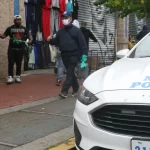 Horror afuera de guardería infantil en NY: latino murió acuchillado tras choque menor