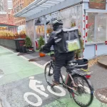 Bandas de motorizados en New York se dedican a asaltar “a pedido” a los deliveristas