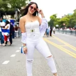 Comunicadora Caroline Pimentel Junto a Opción New York Encantan en el Bronx ante Millares de Dominicanos que Celebraron el 35 Aniversario de La Gran Parada Dominicana.