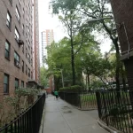 Un niño fue abusado cuando salió a botar la basura en su edificio: Nueva York