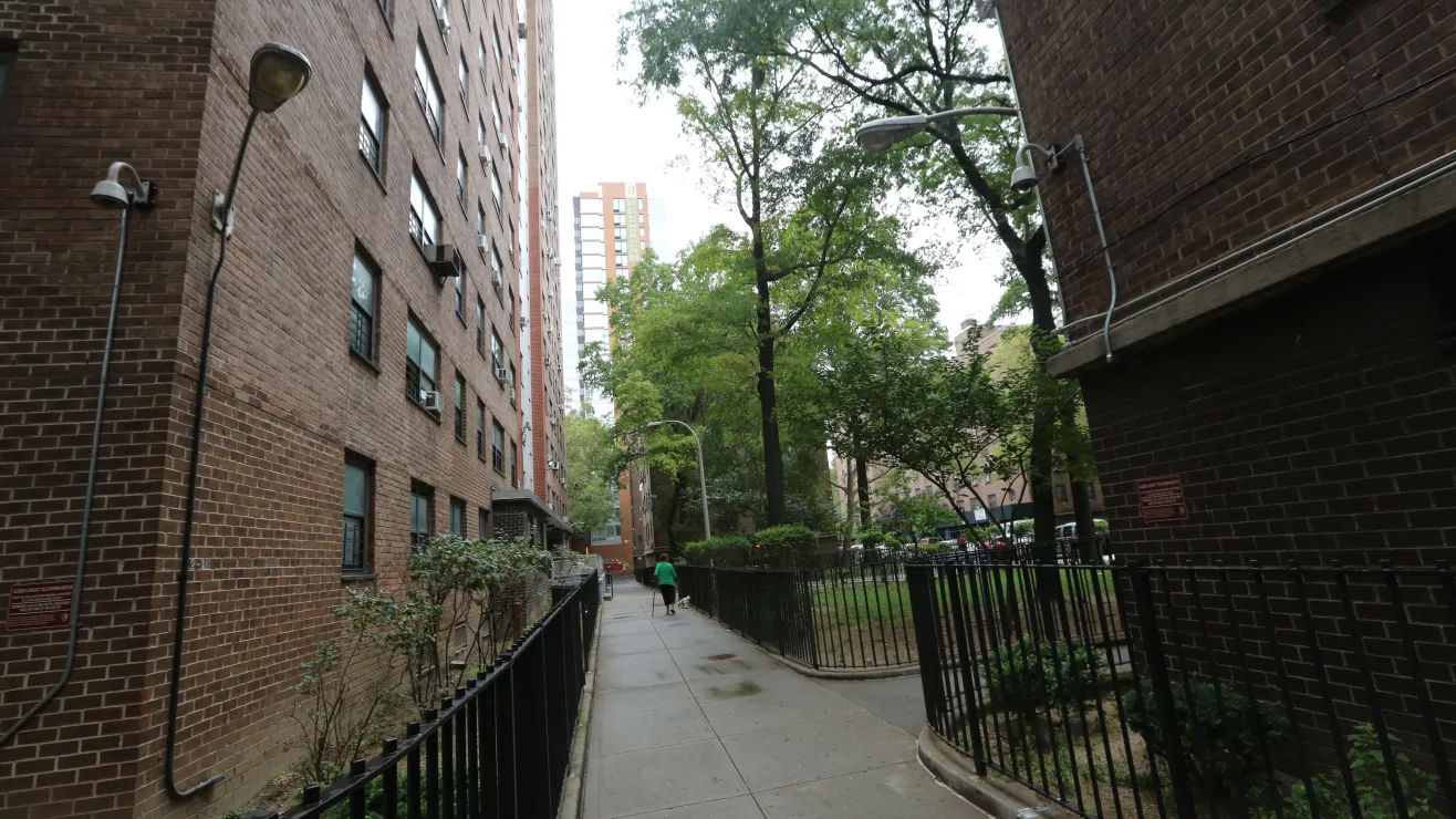 08-28-2019_nycha_fulton_006