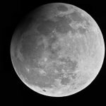 «El verano se despide con un eclipse lunar visible en toda Europa y Latinoamérica: guía para verlo»