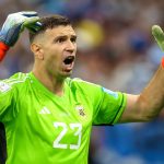 «El portero de Argentina genera nueva polémica por agredir a un camarógrafo»