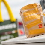 McDonald’s reanuda venta de sus hamburguesas tras decenas de intoxicaciones en EEUU