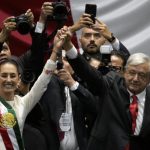 Claudia Sheinbaum se convierte en la primera presidenta de México.