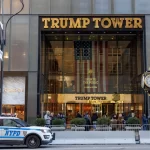 Hombre saltó de 2do piso de Trump Tower en 5ta Av de Nueva York