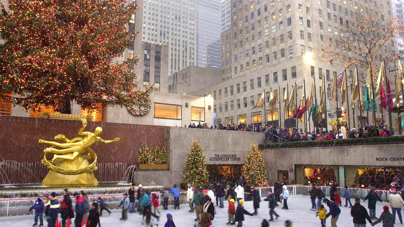 Las-10-mejores-ciudades-para-celebrar-Navidad-en-este-2022-GettyImages-1321260