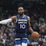 McDaniels anota marca personal y Timberwolves superan a Mavericks mermados por las lesiones
