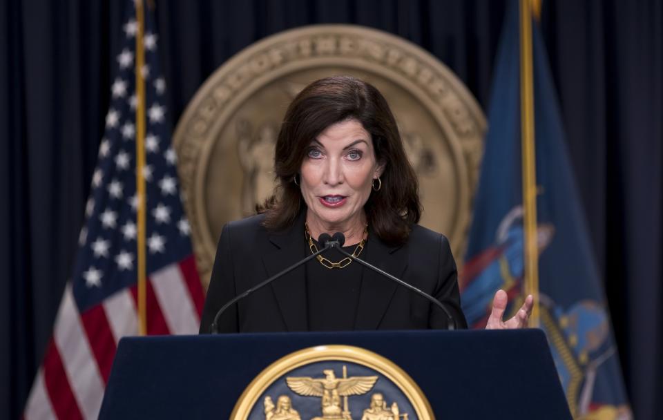 gobernadora-de-NY-Kathy-Hochul