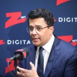 David Collado aboga por abaratar pasajes porque es “un abuso” precio de vuelos en RD