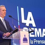 Presidente-Abinader-en-LA-Semanal-3