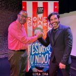 Una crónica teatral profunda y universal sobre la vida inmigrante