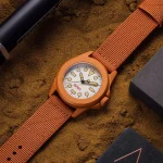 La NASA y su Reloj Listo para Viajar al Espacio