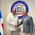 Deligne Ascención Burgos es recibido por el cónsul general de Nueva York