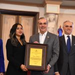 Carisa Musialik: De Mao a Nueva York, una historia de éxito en la enseñanza