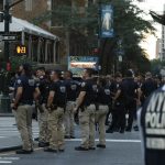 Cinco Muertos en Tiroteo en Manhattan, Incluyendo un Policía
