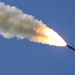 Rusia Ataca Depósito de Petróleo y Otros Objetivos Militares en Ucrania