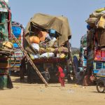 Pakistán reanuda expulsión forzada de refugiados afganos