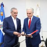 Educación en valores: Abinader y De Camps presentan nuevas medidas para el año escolar 2025-2026