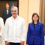 Presidente Abinader recibe a Miss Universo 2024 y Miss República Dominicana 2025 en un acto de distinción