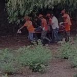 «Conductor de camión muere al caer al río tras colapso de puente en Monte Plata»