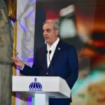 Abinader promete observaciones a la Ley de Residuos Sólidos, pero el Senado la retiene