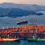 EE.UU. descarta aranceles del 100% a China: Bessent destaca avances y compras de soja