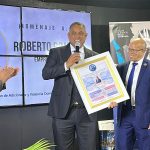Fundación Prevención NY reconoce la trayectoria del empresario y líder comunitario Roberto Rojas