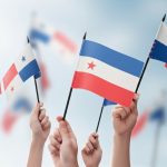 «Panameños en Brooklyn celebran su cultura con desfile anual pese a la lluvia: Un grito de identidad y orgullo»