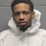 «Joven en libertad condicional acusado de matar a sus padres en Connecticut tras discusión económica»