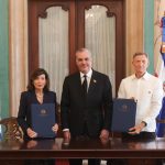 «Abinader y Hochul Firman Acuerdo para Potenciar Relaciones entre RD y Nueva York»