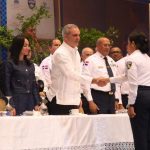 Presidente Abinader lidera juramentación de 2,421 nuevos agentes en el marco de la Reforma Policial