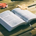 «Isaías 41:10: La Fuerza de Dios en Tus Momentos de Debilidad»