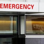 «Tragedia en hospital de Nueva York: Hispano muere baleado tras activar alarma y atacar con cuchillo»