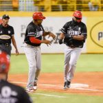 «Leones del Escogido golean 12-2 a las Águilas en el estreno del Round Robin»