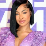 «Yailin La Más Viral comparte foto navideña con Anuel AA: ¿Realidad o ficción digital?»