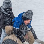 «Nieve en Nueva York: Cómo la tormenta cambió el lunes escolar para medio millón de estudiantes»