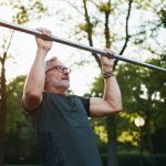 «8 hábitos diarios para vivir más y mejor: La ciencia de la longevidad al alcance de todos»