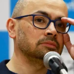 «Demis Hassabis, Nobel de Química y CEO de Google DeepMind: ‘La IA se lanzó demasiado pronto; debería haber quedado en el laboratorio'»