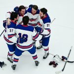 «El nuevo ‘Milagro sobre hielo’: EE.UU. gana el oro en hockey 46 años después»