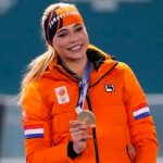 «Jutta Leerdam: Oro olímpico y récord mundial en los 1000 metros de patinaje de velocidad»