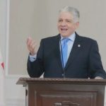 Eduardo Estrella celebra 16 años de DxC: «Un partido que mantiene sus valores éticos y su compromiso con el país»